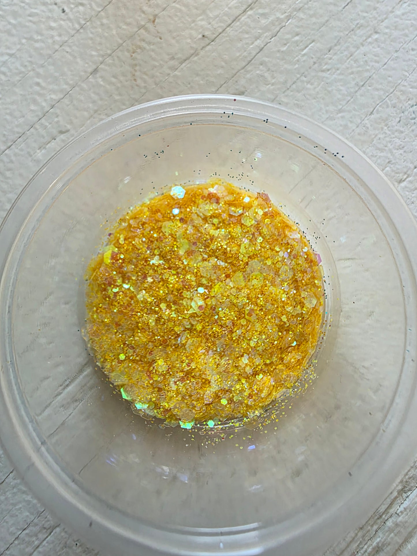 Yellow chunky glitter (reflecting green)